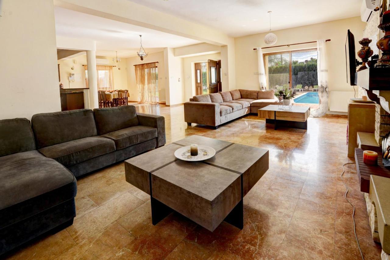 Villa Eva Agia Napa Buitenkant foto