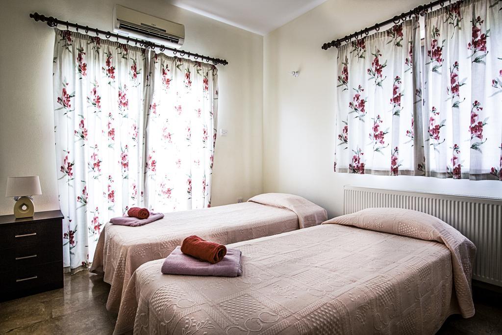 Villa Eva Agia Napa Buitenkant foto