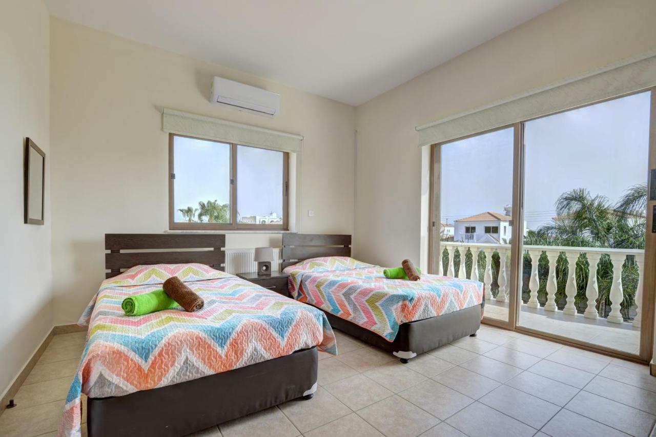 Villa Eva Agia Napa Buitenkant foto